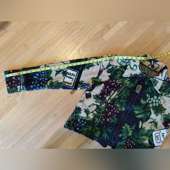 Vintage 90’s tapestry jacket by Linda Miller M/L wine motifs - Picture 8 of 8